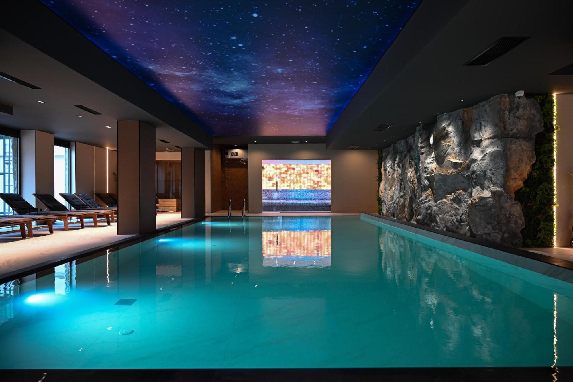 Aparthotel Modena 4*